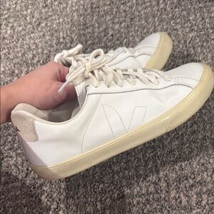 Veja White and Cream Women's Sneakers